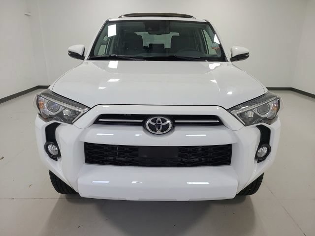 Certified 2020 Toyota 4Runner SR5 Premium w/ Moonroof Package AWD/4WD image 9