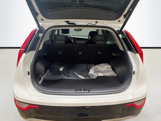 New 2026 Kia Niro Wind FWD image 27