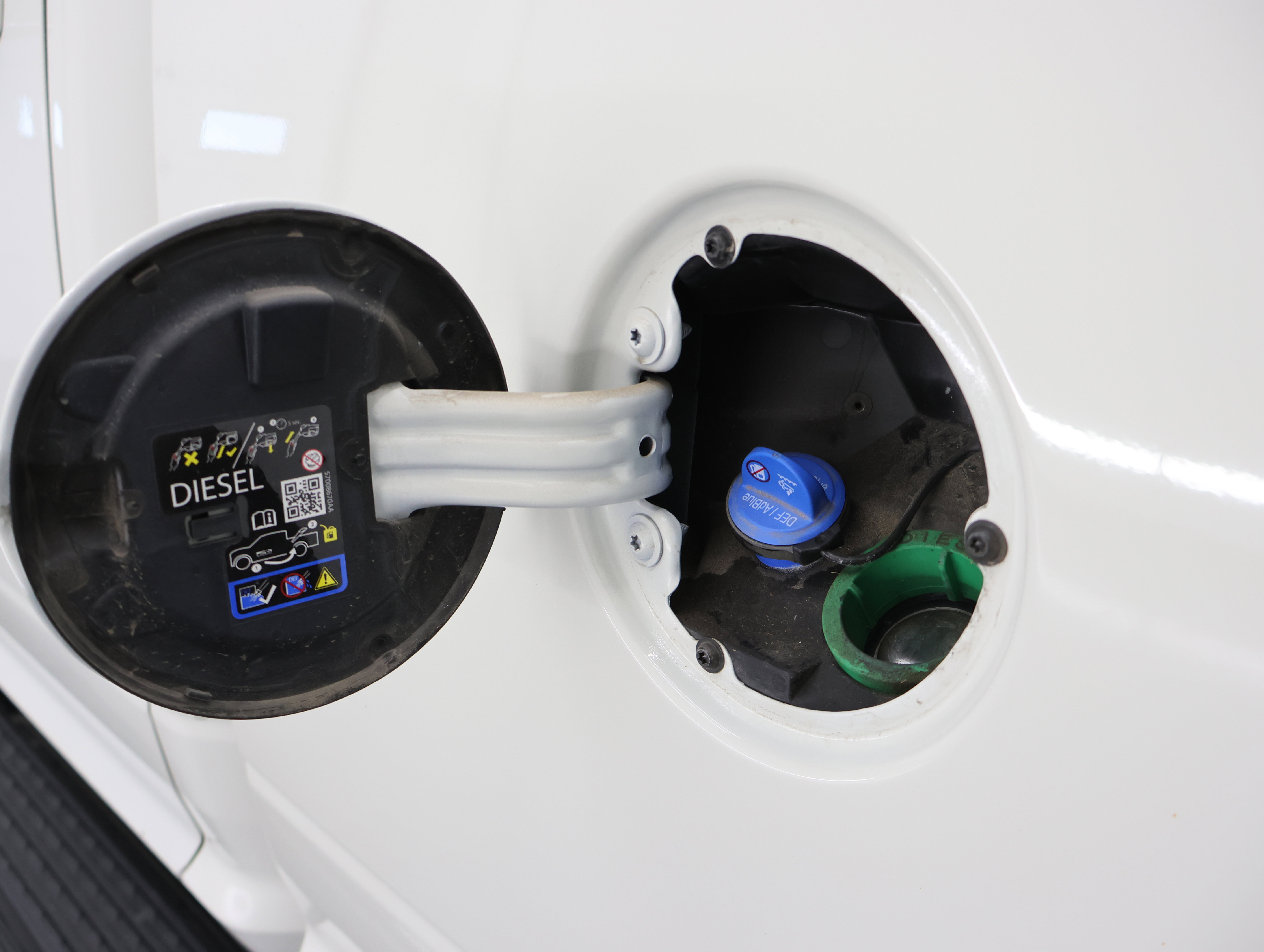 Used 2024 RAM 2500 Laramie w/ Night Edition image 38