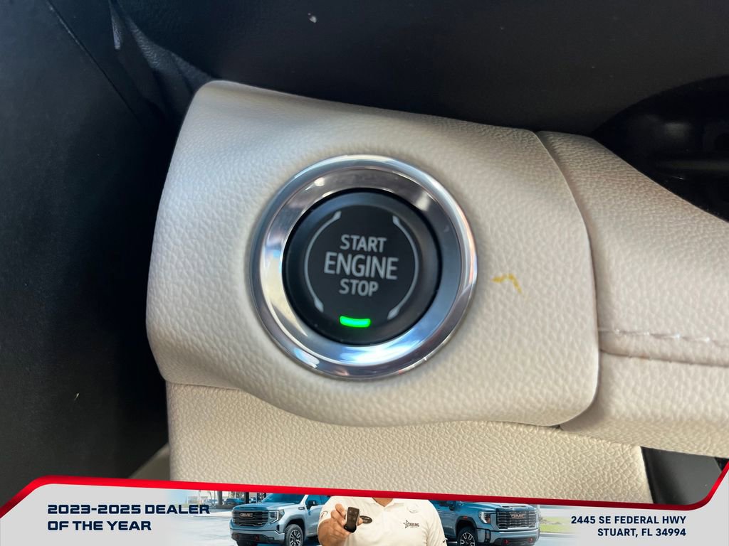 Used 2023 Buick Envision Essence image 28
