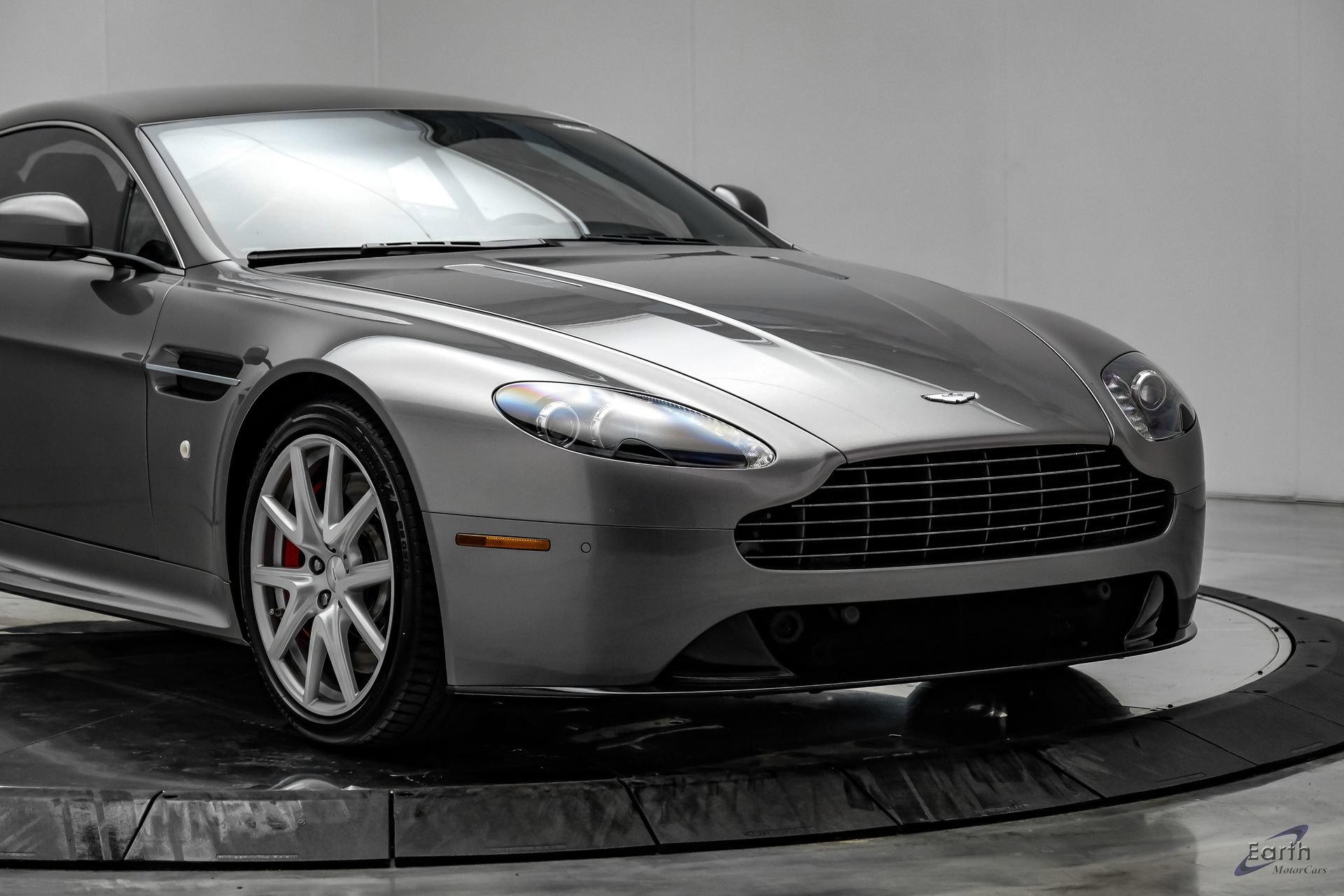 Used 2014 Aston Martin V8 Vantage S RWD image 27