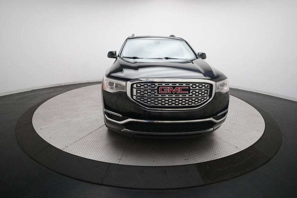 Used 2018 GMC Acadia Denali AWD/4WD image 10