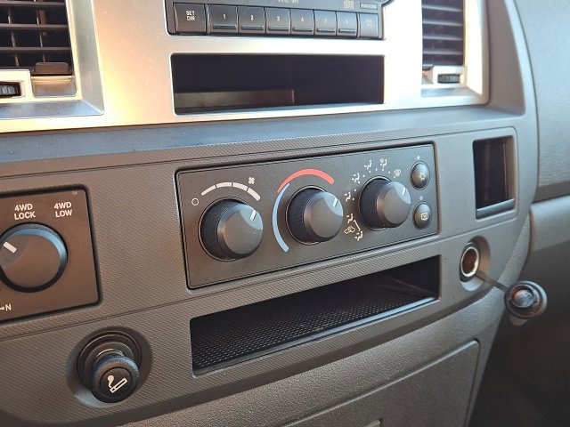 Used 2007 Dodge Ram 1500 Truck SLT w/ Sound & Secure Value Group image 33