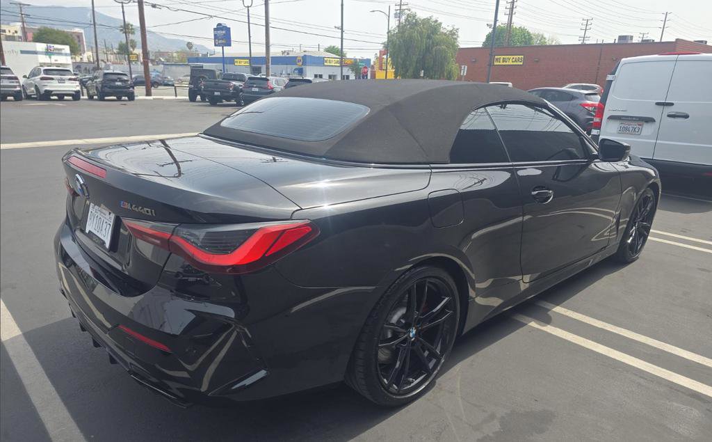 Used 2023 BMW M440i Convertible w/ Premium Package image 5