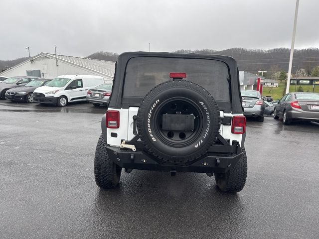 Used 2015 Jeep Wrangler Sport AWD/4WD image 7