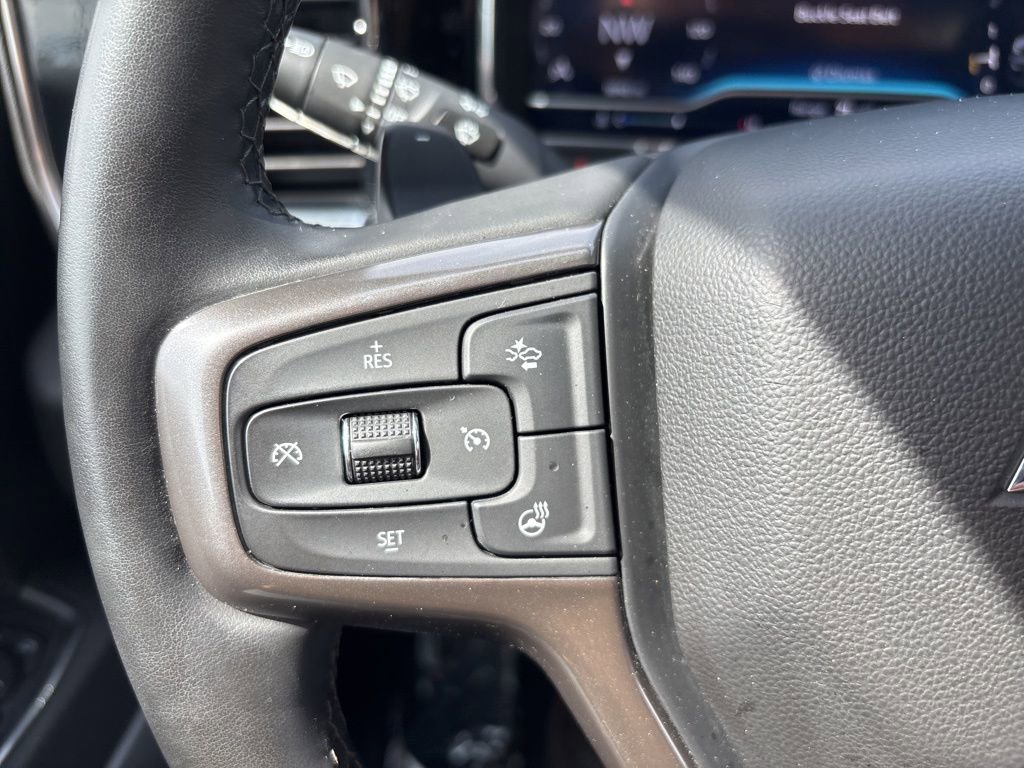Used 2024 Chevrolet Silverado 1500 High Country w/ High Country Premium Package AWD/4WD image 51