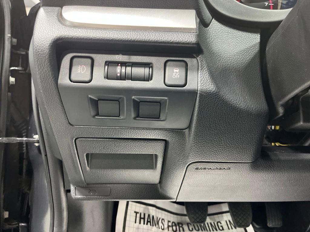 Used 2015 Subaru Impreza 2.0i AWD/4WD image 16