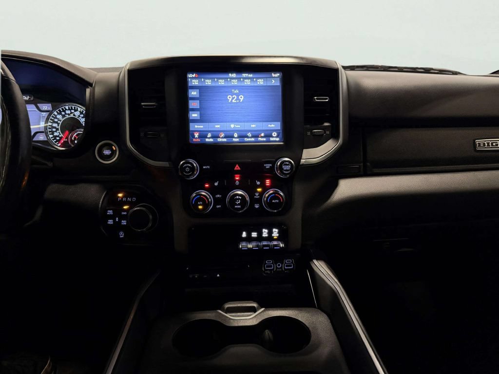 Used 2019 RAM 1500 4x4 Crew Cab Big Horn image 31