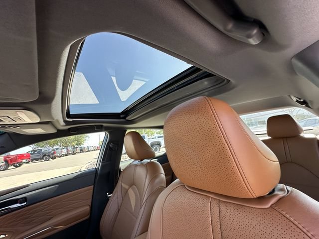 Used 2019 Toyota Avalon Limited w/ Advanced Safety Package FWD image 25