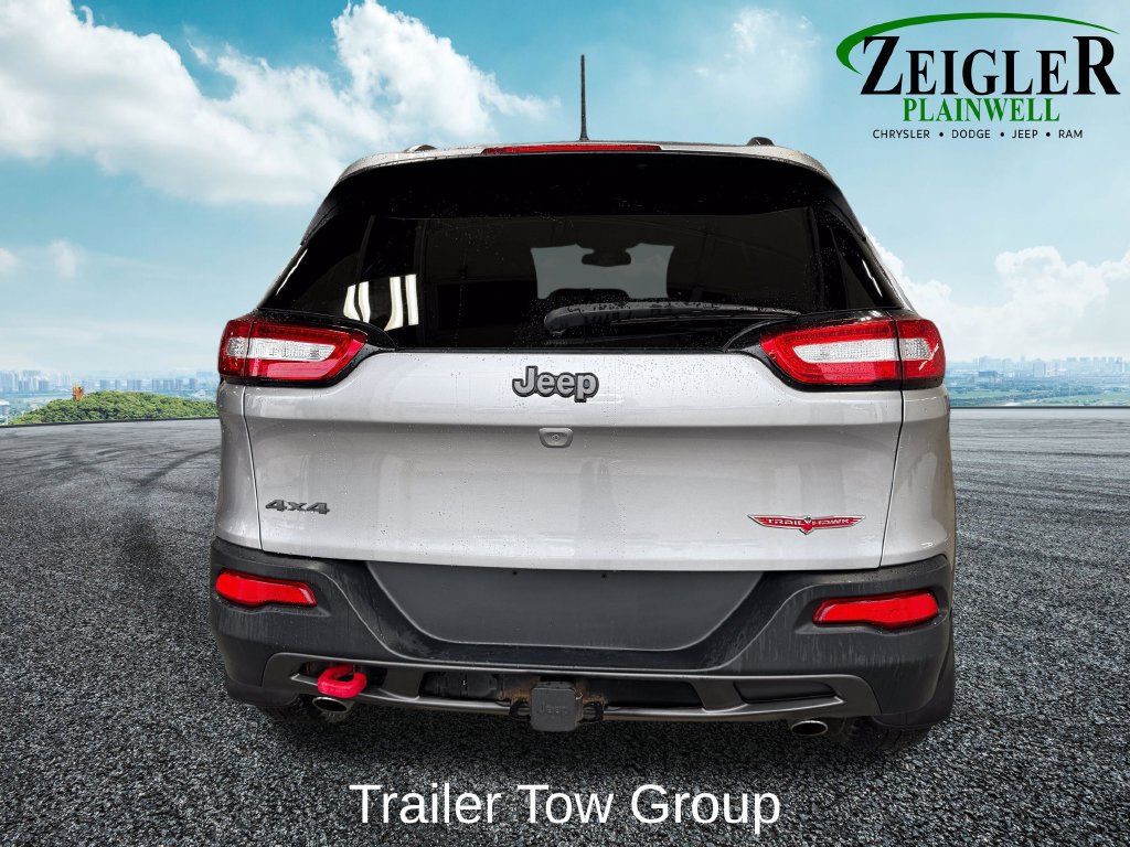 Used 2018 Jeep Cherokee Trailhawk w/ Comfort & Convenience Group AWD/4WD image 5