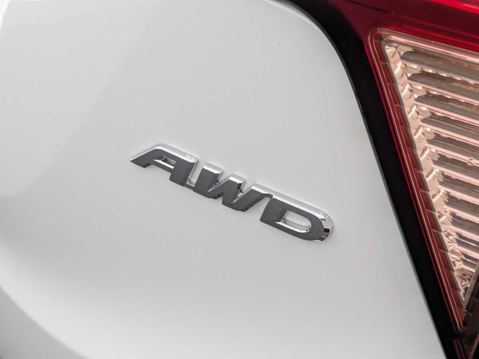 Used 2017 Honda HR-V EX image 11