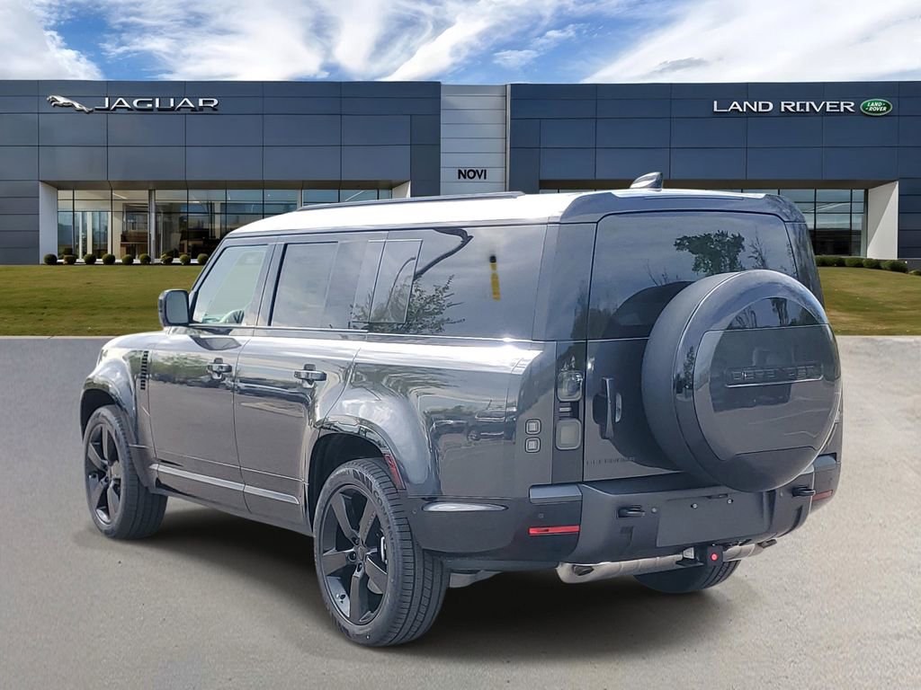New 2026 Land Rover Defender 130 X-Dynamic SE AWD/4WD image 4