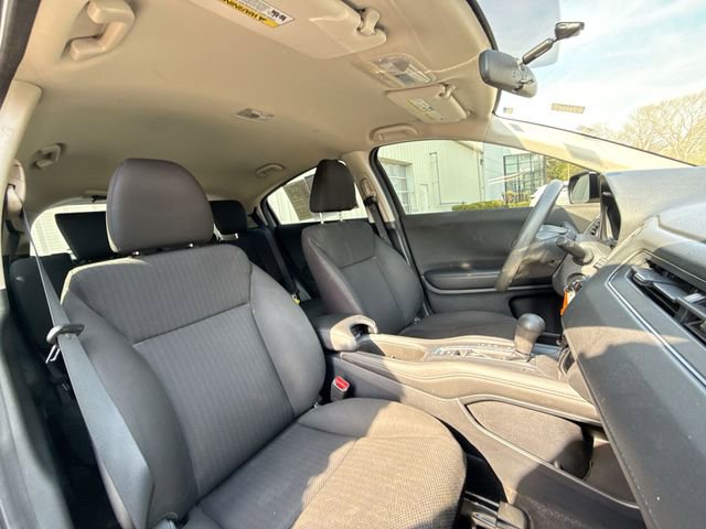 Used 2018 Honda HR-V LX image 13