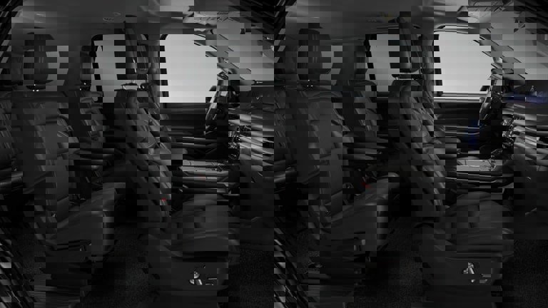 New 2026 Lincoln Navigator Premiere image 6