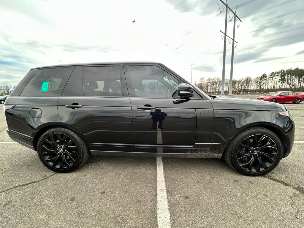 Used 2019 Land Rover Range Rover HSE image 6