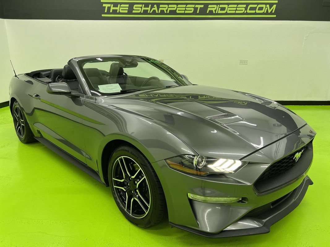Used 2023 Ford Mustang Premium RWD image 3