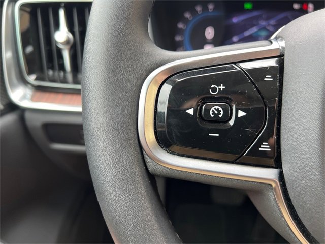 Used 2024 Volvo S60 B5 Plus image 21