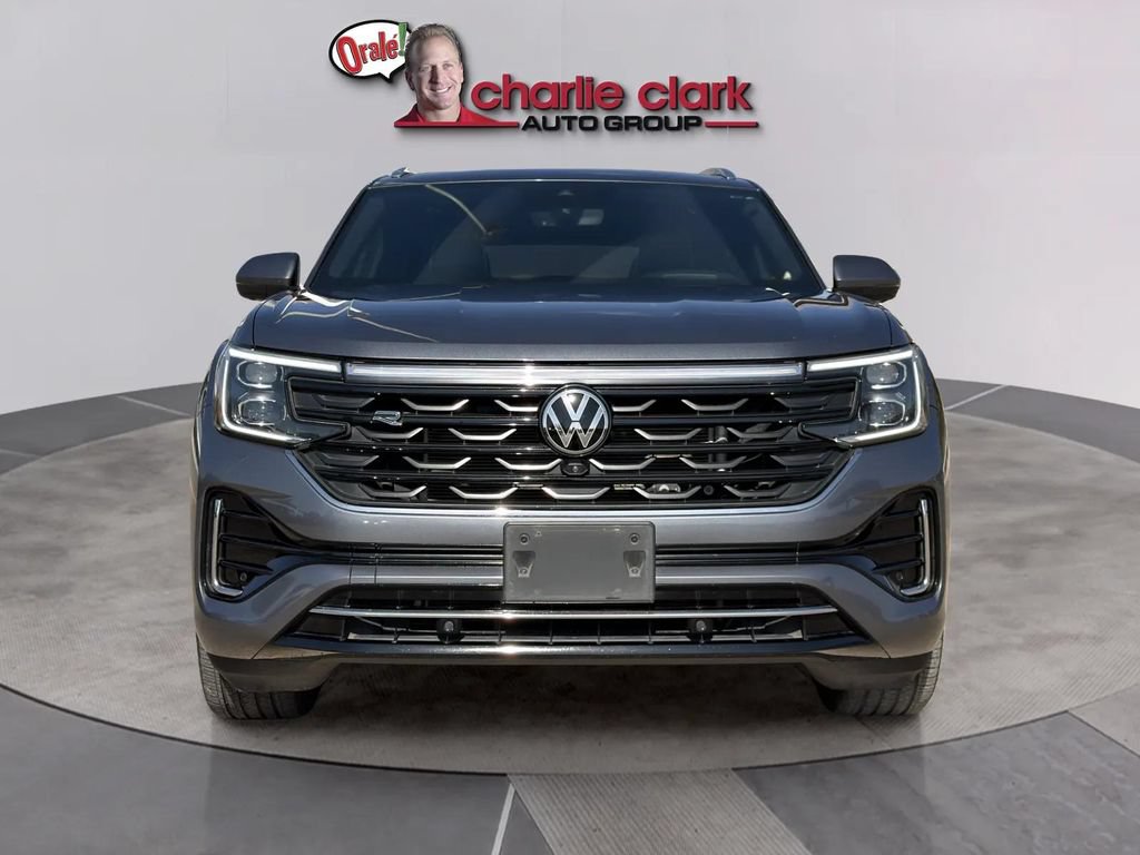 Used 2024 Volkswagen Atlas Cross Sport SEL Premium R-Line AWD/4WD image 8