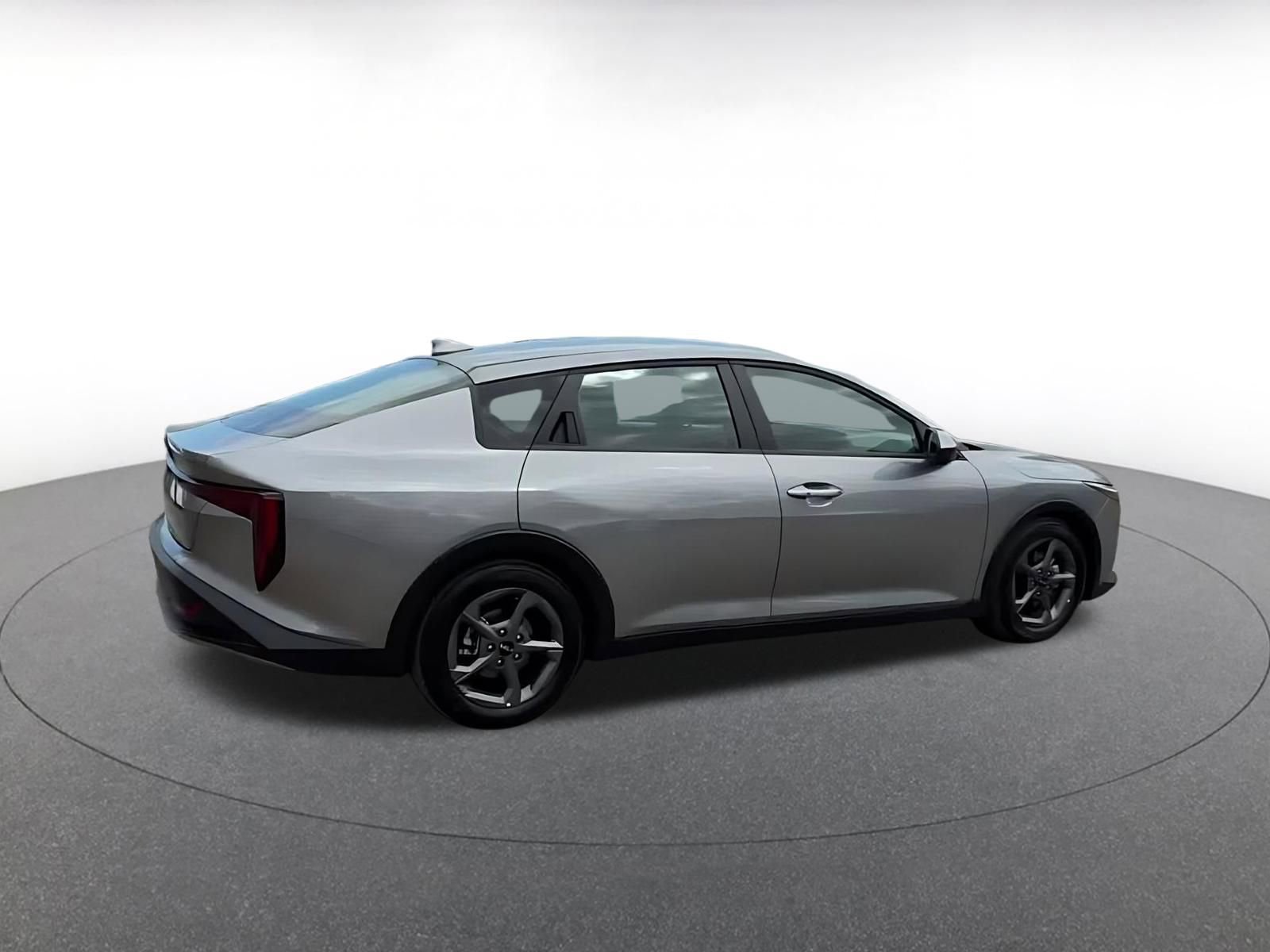 Used 2025 Kia K4 FWD image 12