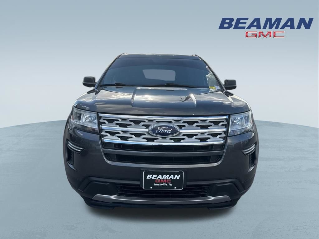 Used 2019 Ford Explorer XLT image 2