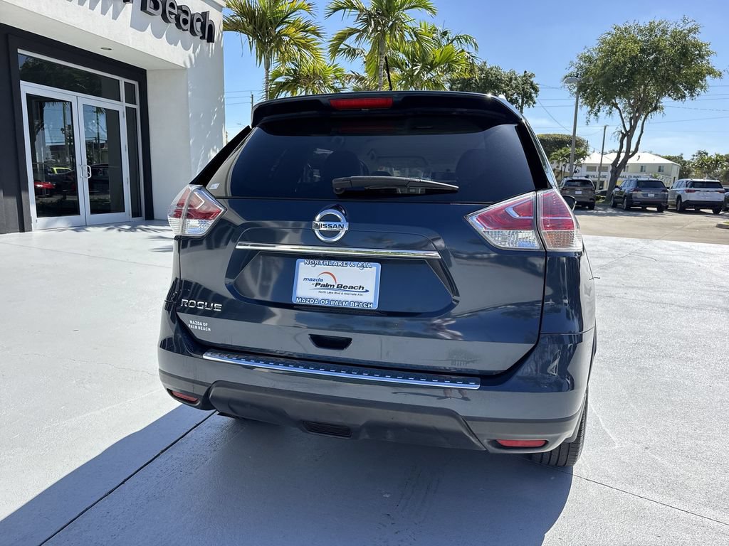 Used 2016 Nissan Rogue S w/ Appearance Package FWD image 25