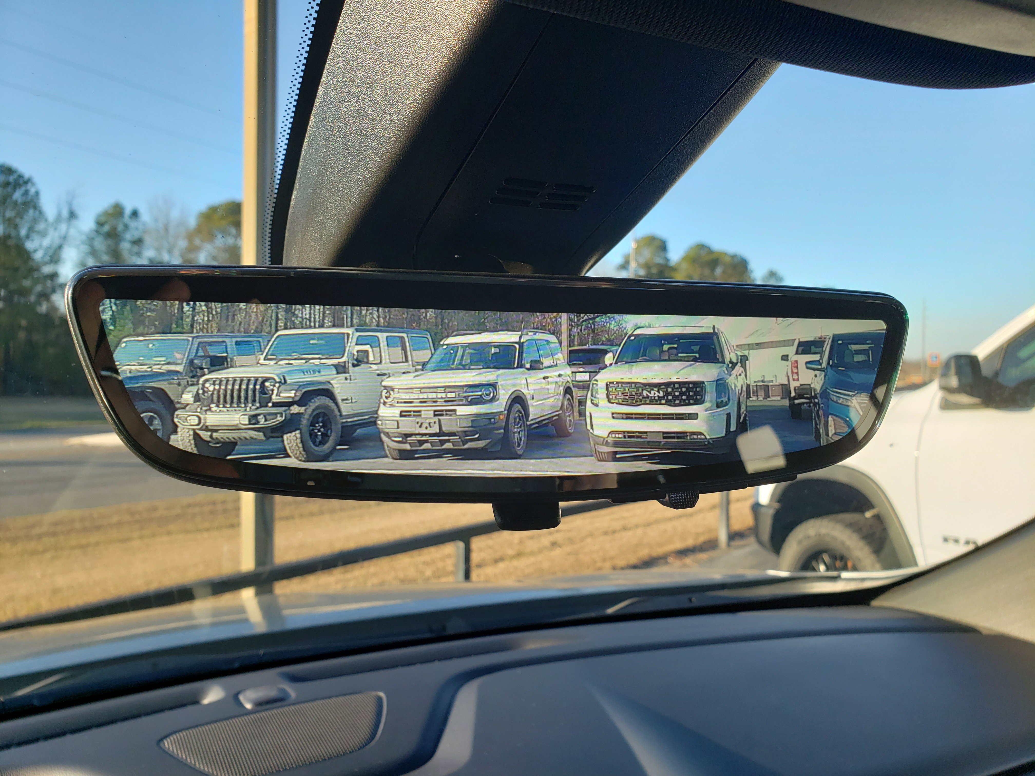 Used 2023 Chevrolet Traverse RS w/ LPO, Floor Liner Package image 38