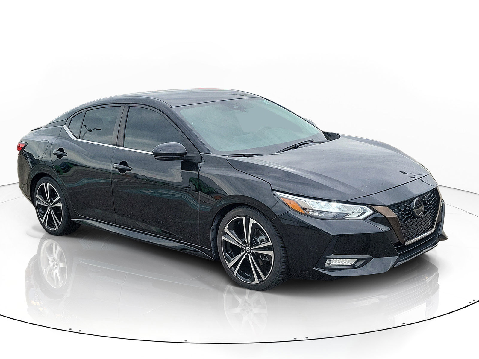 Used 2020 Nissan Sentra SR image 2