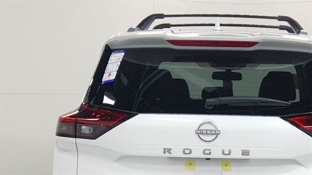 Certified 2026 Nissan Rogue Platinum w/ Platinum Premium Package AWD/4WD image 7