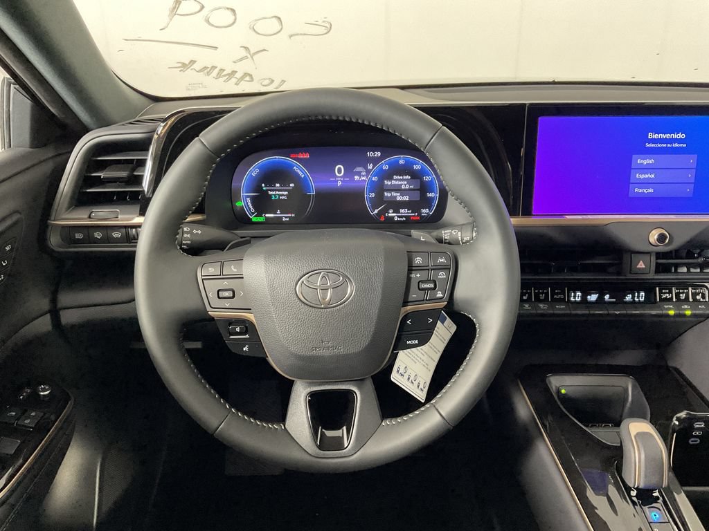 New 2026 Toyota Crown Signia AWD/4WD image 10