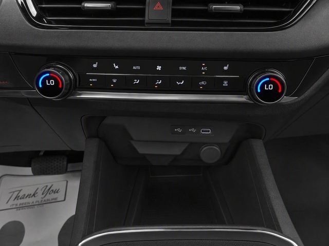 New 2027 Chevrolet Equinox RS w/ Convenience Package III FWD image 10