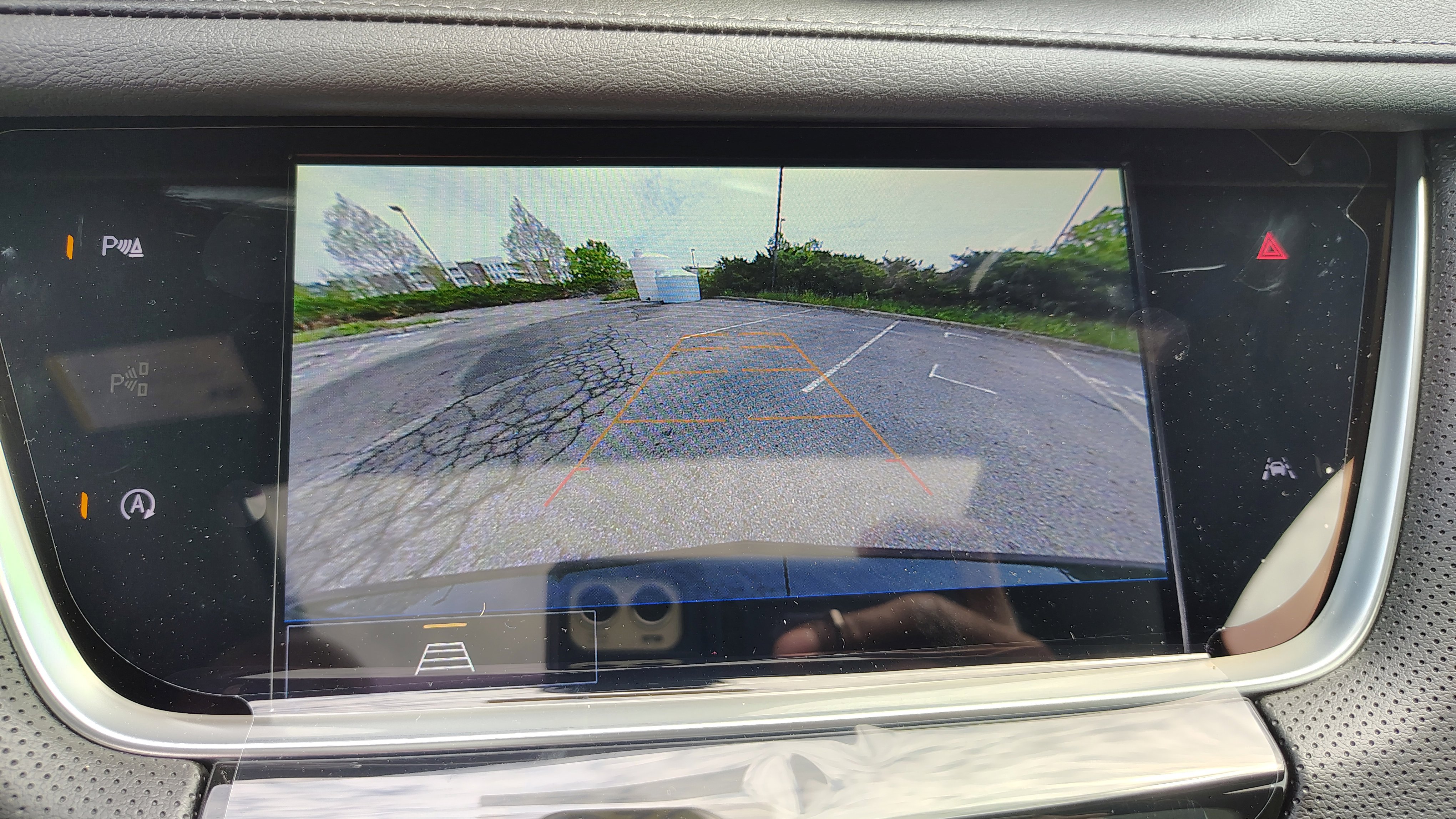 New 2025 Cadillac XT6 Luxury image 26