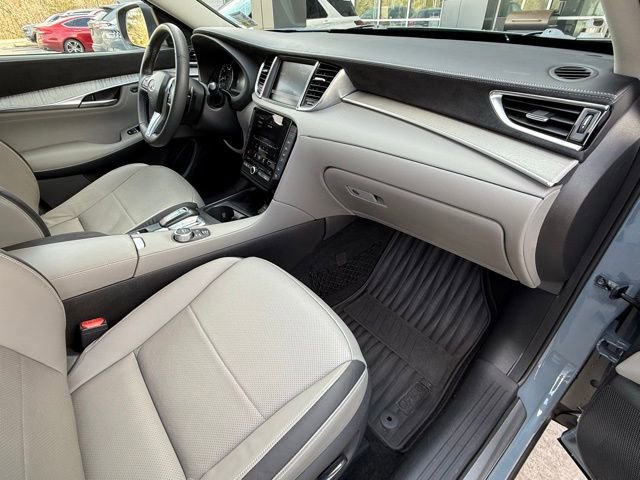 Used 2023 INFINITI QX50 Sensory w/ Accent Package FWD image 17