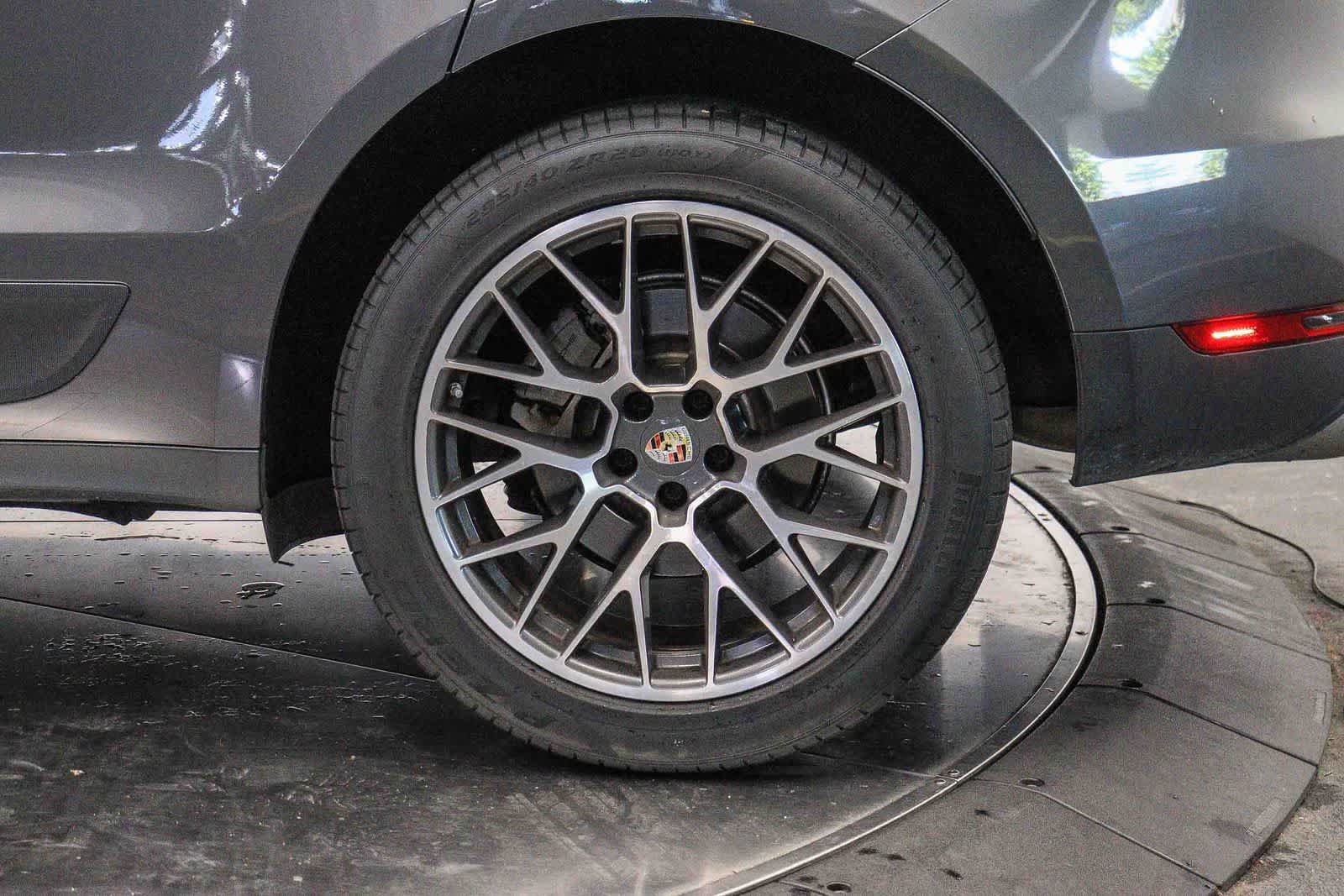 Used 2016 Porsche Macan S AWD/4WD image 10