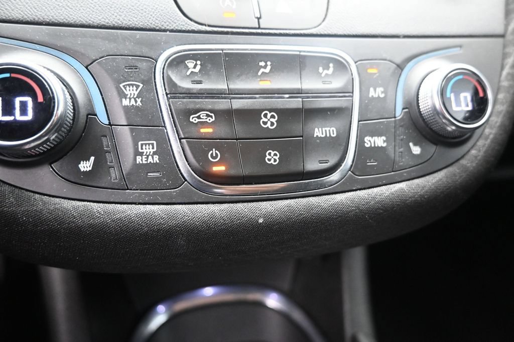 Used 2023 Chevrolet Malibu LT FWD image 14