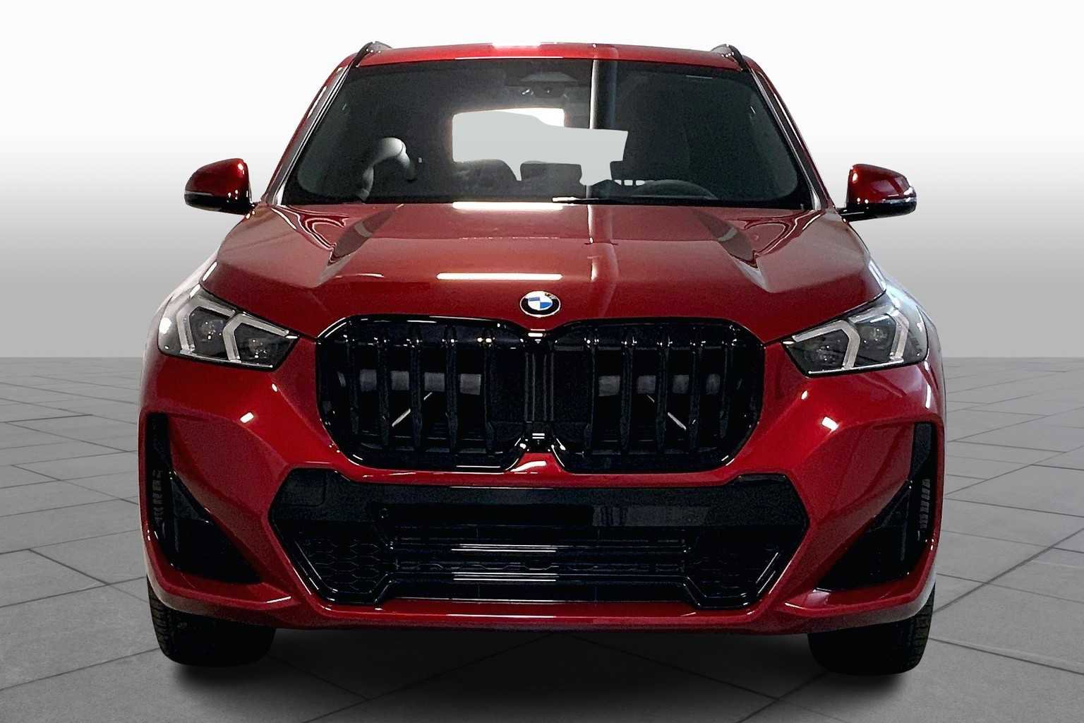 New 2026 BMW X1 xDrive28i w/ Technology Package image 3