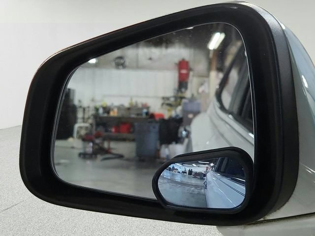 Used 2016 Buick Encore FWD image 9