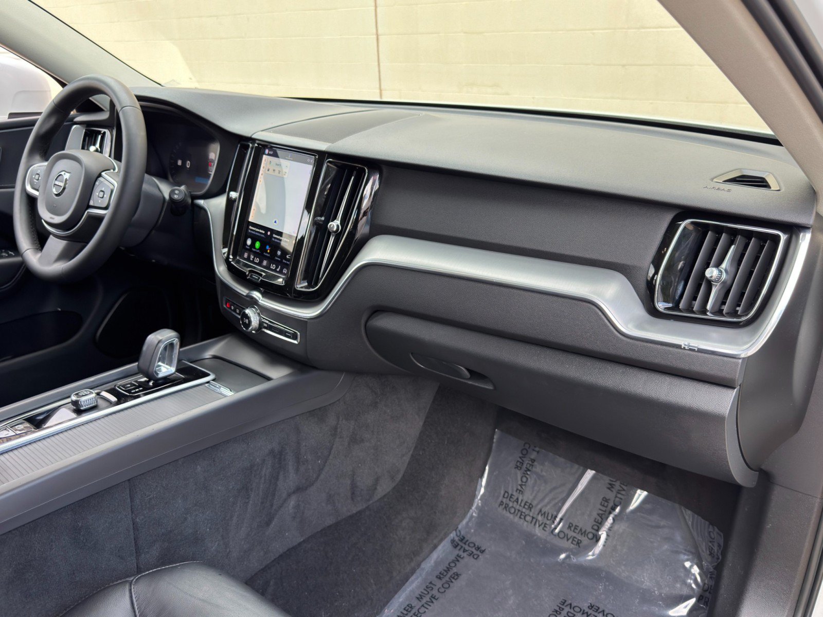 Used 2023 Volvo XC60 B5 Core w/ Climate Package FWD image 14