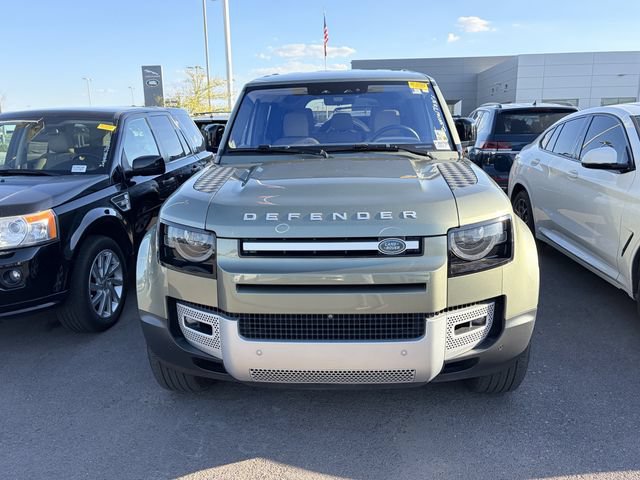 Used 2021 Land Rover Defender 110 SE AWD/4WD image 2