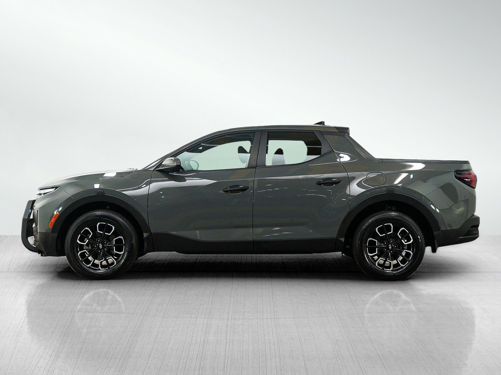 Used 2023 Hyundai Santa Cruz SEL image 2