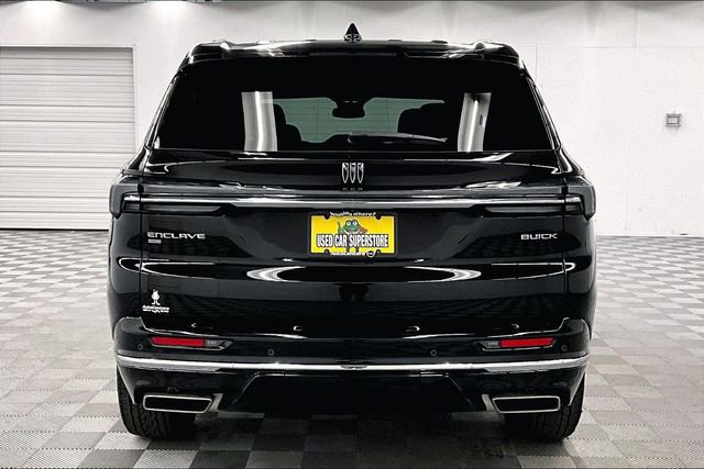 Used 2025 Buick Enclave Avenir w/ Trailering Package, 5000 lbs. image 4