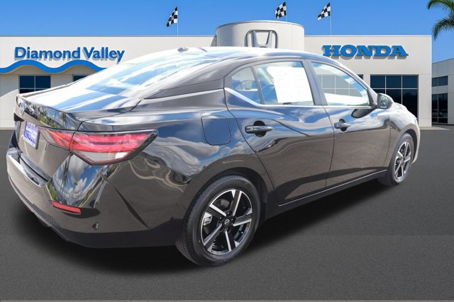 Used 2025 Nissan Sentra SV image 6