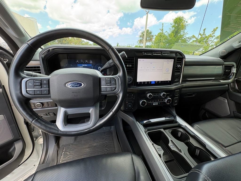 Used 2023 Ford F250 Lariat w/ Lariat Ultimate Package AWD/4WD image 8