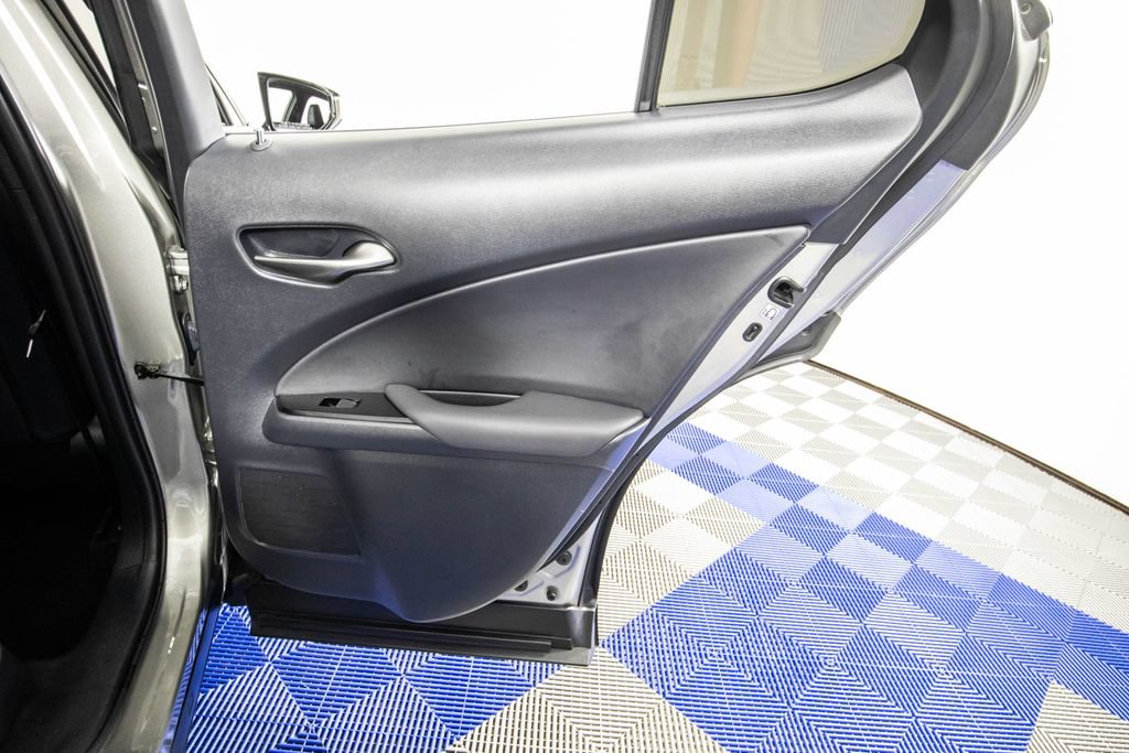 Used 2019 Lexus UX 200 F Sport w/ F Sport Premium Package FWD image 17