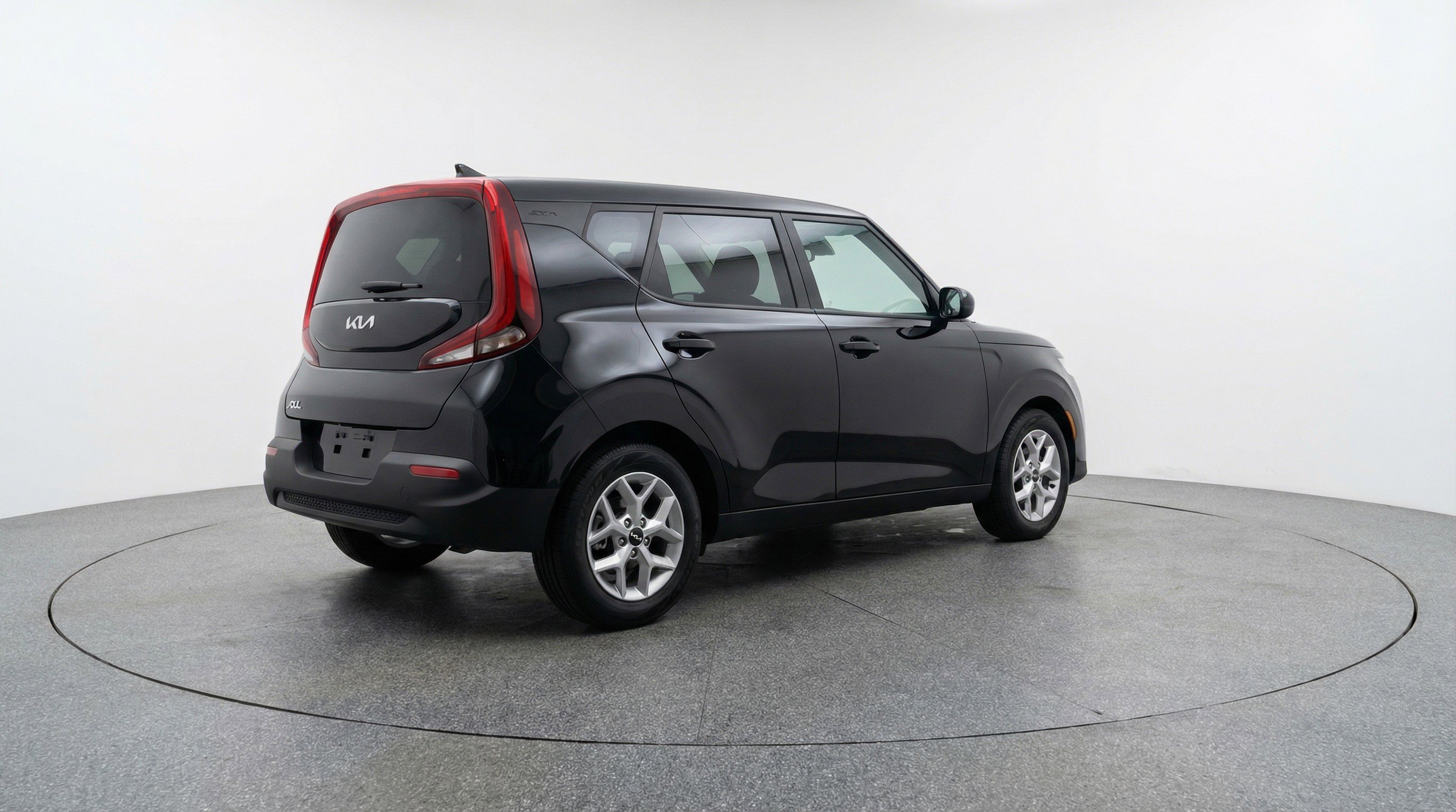 Used 2025 Kia Soul LX w/ LX Technology Package image 9
