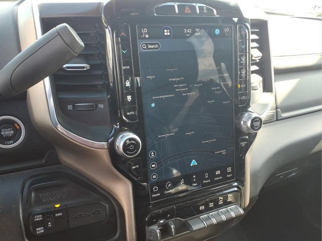 Used 2024 RAM 2500 Laramie AWD/4WD image 5
