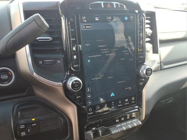 Used 2024 RAM 2500 Laramie AWD/4WD image 5