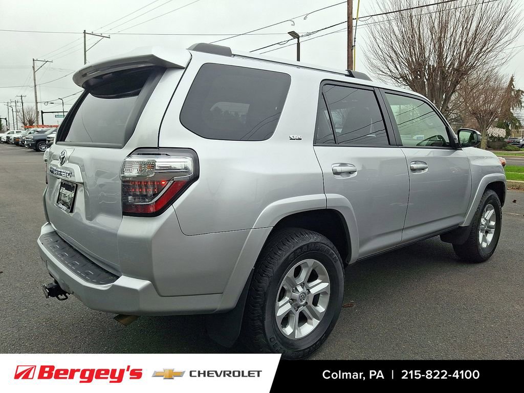 Used 2024 Toyota 4Runner SR5 RWD image 5