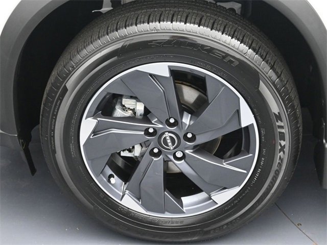 New 2026 Nissan Rogue SV image 7