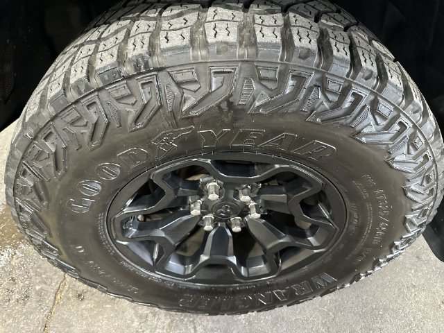 Used 2022 RAM 1500 TRX w/ TRX Level 2 Equipment Group AWD/4WD image 23