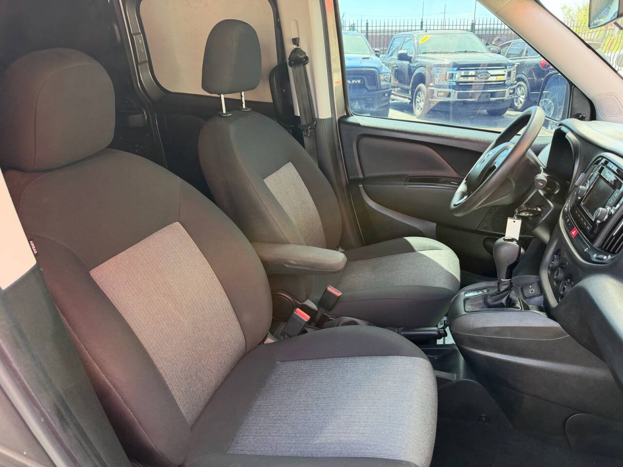 Used 2022 RAM ProMaster City Tradesman FWD image 24
